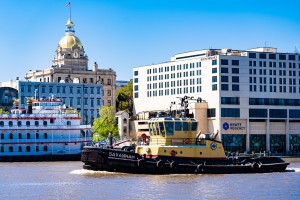 Tug Boat on the Savannah River 04317